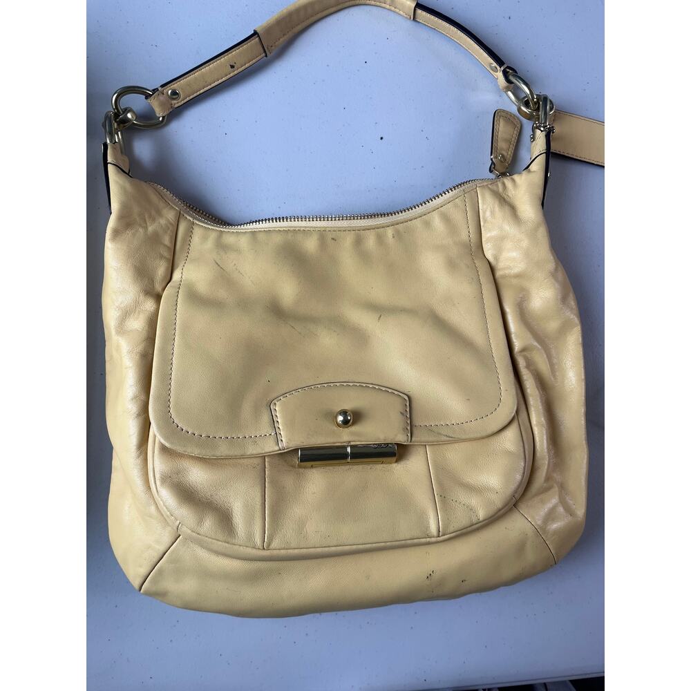 Coach Kristin Yellow Leather Hobo Shoulder Bag Crossbody Purse & Wallet Set - Picture 9 of 10